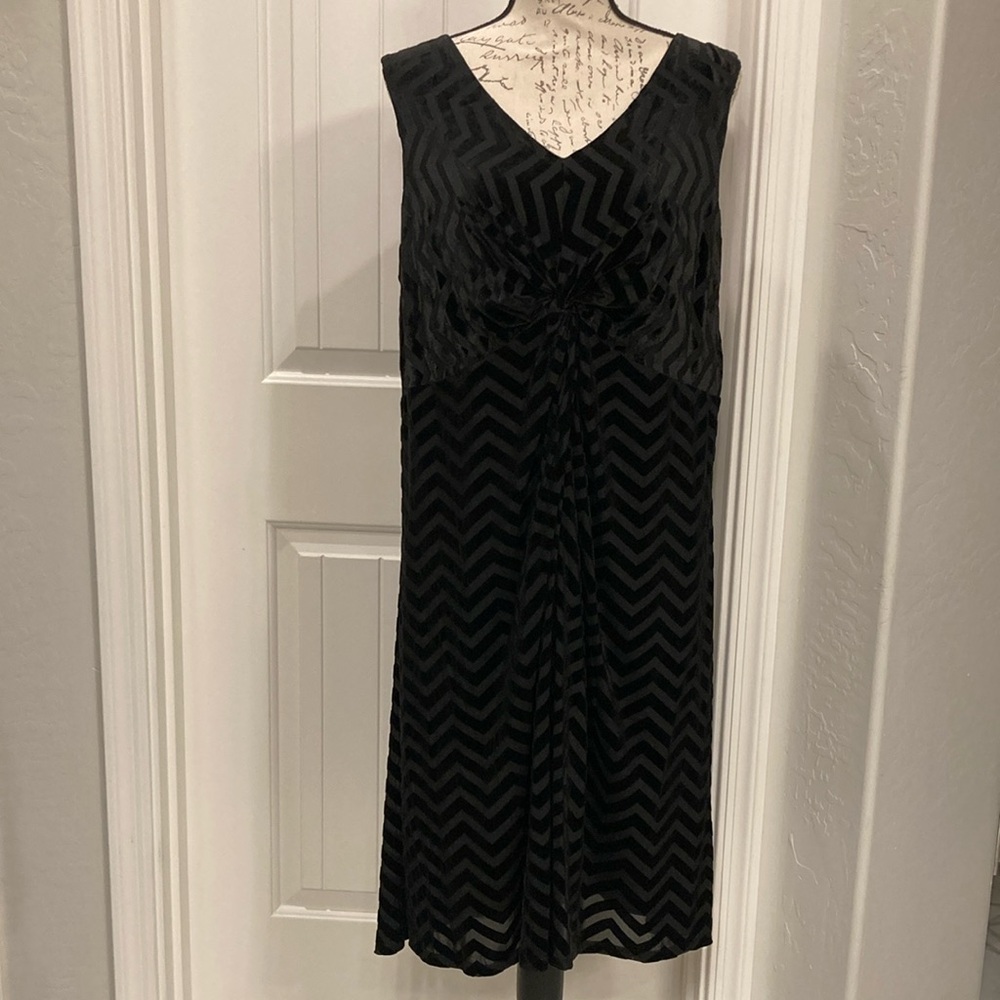 LANE BRYANT Black Velvet Chevron Burnout Dress Size 18/20